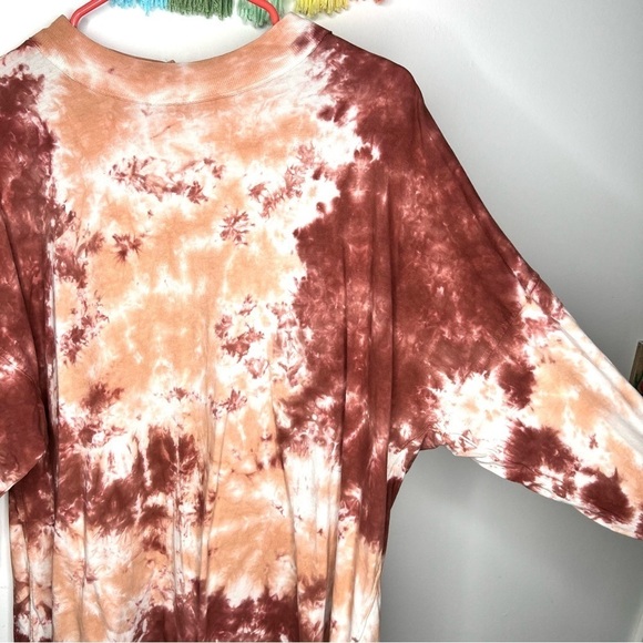 Free People We The Free Long Sleeve Oversized Pink Maroon Tie Dye Shirt Medium - Picture 4 of 14